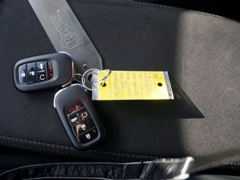 Certified 2022 Honda Civic Sport image 2