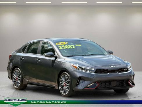 Used 2024 Kia Forte GT FWD image 2