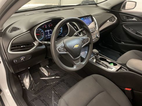 Used 2023 Chevrolet Malibu LS FWD image 4