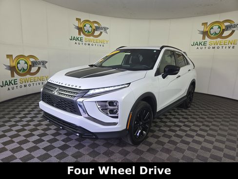 Used 2025 Mitsubishi Eclipse Cross Black Edition image 3