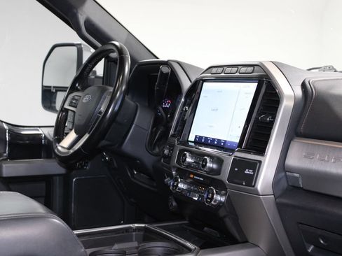 Used 2022 Ford F250 Platinum AWD/4WD image 32