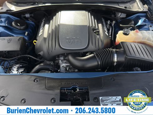 Used 2023 Dodge Charger R/T w/ Blacktop Package image 35