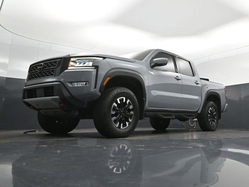 Used 2023 Nissan Frontier PRO-4X w/ Pro Convenience Package AWD/4WD image 39