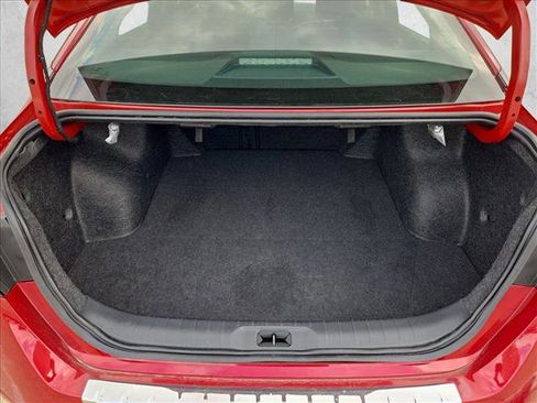 Used 2023 Nissan Altima 2.5 SV w/ SV Premium Package image 6