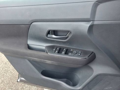 Used 2026 Nissan Kicks S FWD image 27