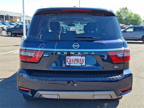 Used 2024 Nissan Armada SL w/ Captain's Chairs Package image 5