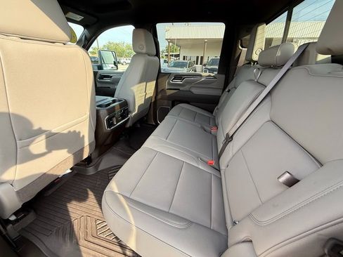 Used 2025 Chevrolet Silverado 3500 LTZ w/ LTZ Premium Texas Edition image 13