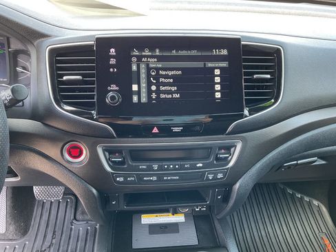 Used 2022 Honda Passport TrailSport image 29