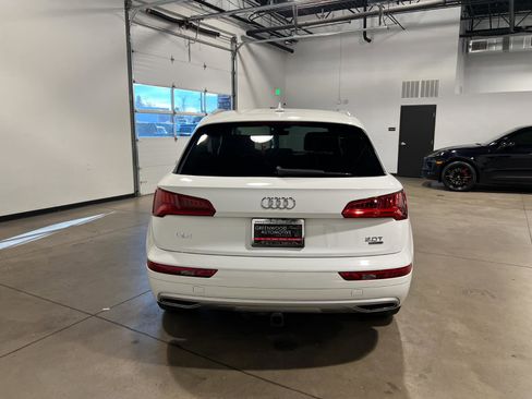 Used 2018 Audi Q5 2.0T Premium image 4