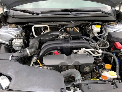 Used 2018 Subaru Outback 2.5i AWD/4WD image 28