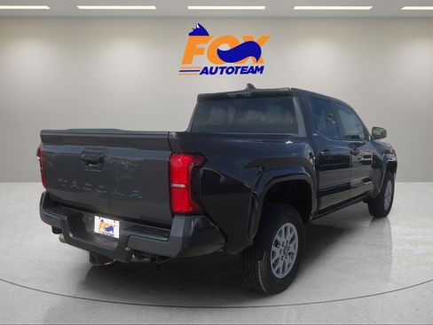 Used 2026 Toyota Tacoma SR5 RWD image 5