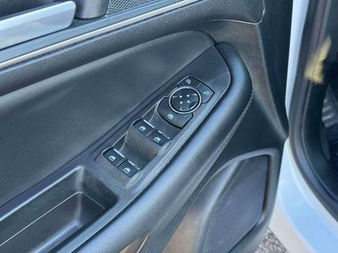 Used 2024 Ford Edge SEL AWD/4WD image 17