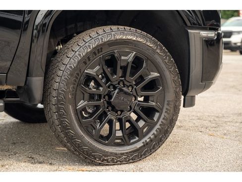 New 2026 GMC Sierra 2500 Denali w/ Denali Reserve Package AWD/4WD image 10