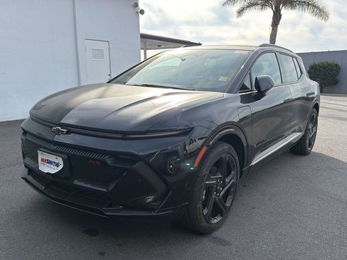 Used 2024 Chevrolet Equinox EV RS FWD image 1