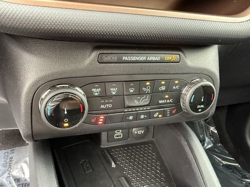 Certified 2023 Ford Bronco Sport Outer Banks w/ Tech Package AWD/4WD image 22