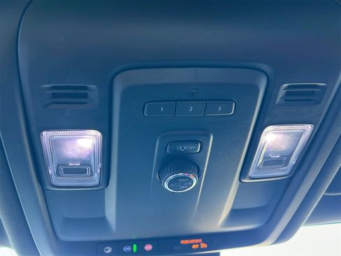 Used 2024 Chevrolet Tahoe LT image 22