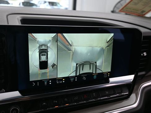 Used 2022 Chevrolet Silverado 1500 High Country image 27