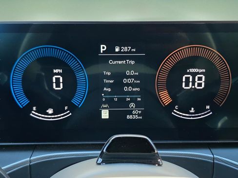 Certified 2025 Hyundai Santa Fe SEL image 27