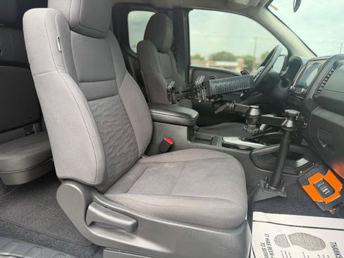 Used 2023 Nissan Frontier S AWD/4WD image 21