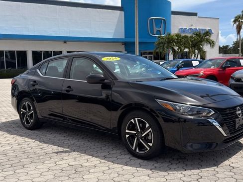 Used 2024 Nissan Sentra SV FWD image 13