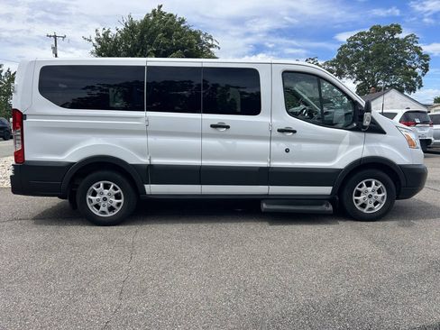 Used 2015 Ford Transit 150 XLT RWD image 2