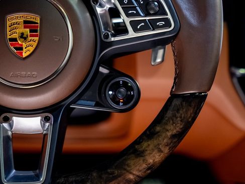 Used 2021 Porsche Cayenne Turbo image 44