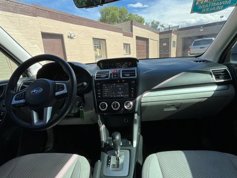 Used 2017 Subaru Forester 2.5i Premium w/ All-Weather Package AWD/4WD image 17
