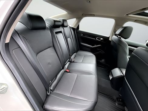 Used 2024 Honda Civic Touring image 20