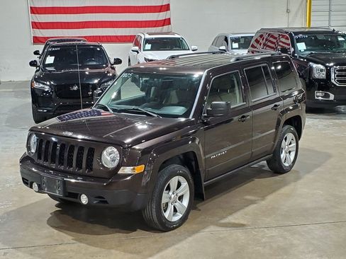 Used 2014 Jeep Patriot Latitude image 34