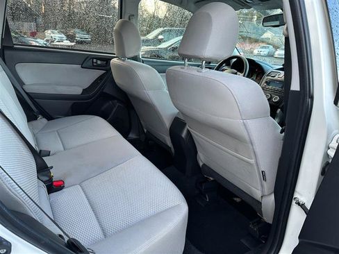 Used 2015 Subaru Forester 2.5i w/ Alloy Wheel Package AWD/4WD image 18