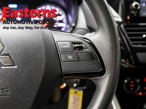 Used 2025 Mitsubishi Eclipse Cross ES AWD/4WD image 15