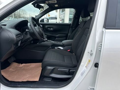 New 2026 Honda HR-V Sport image 9