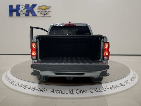 Used 2023 Chevrolet Colorado LT AWD/4WD image 7