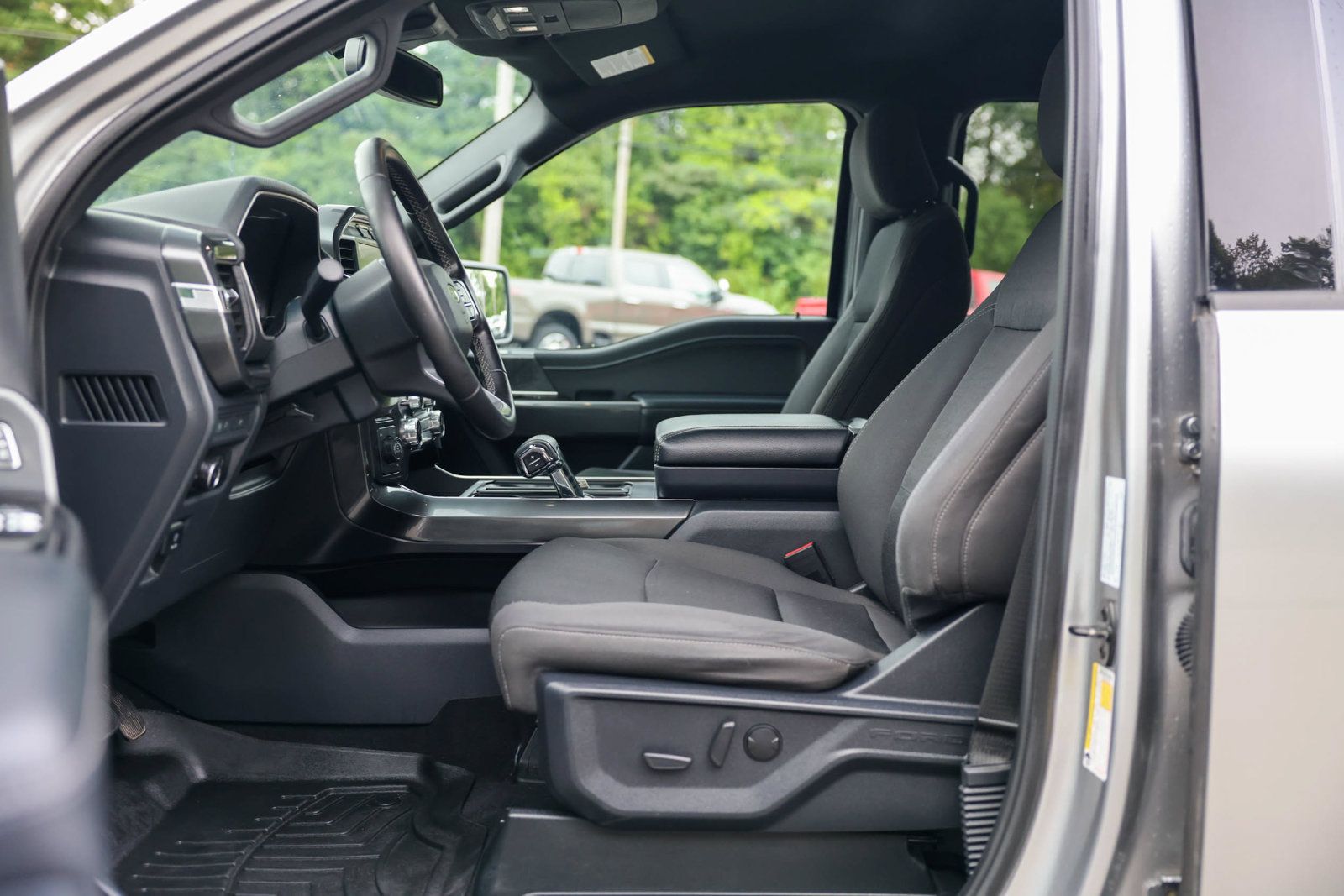Used 2023 Ford F150 XLT w/ Equipment Group 302A High AWD/4WD image 19