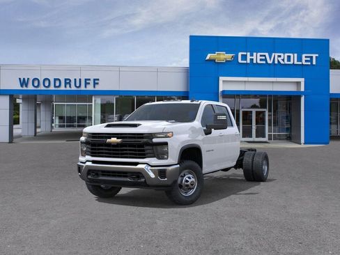 New 2026 Chevrolet Silverado 3500 W/T image 8