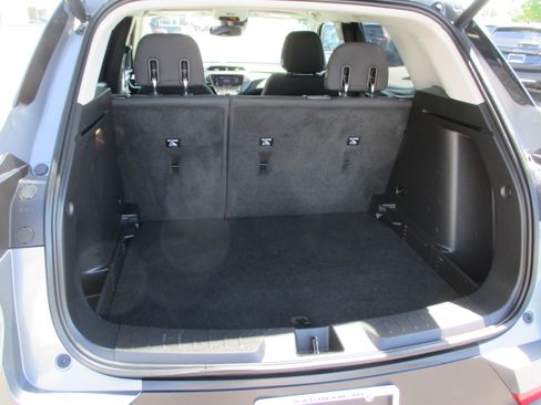 Used 2022 Chevrolet TrailBlazer LT w/ Sun and Liftgate Package AWD/4WD image 10