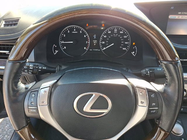 Used 2015 Lexus ES 350 w/ Luxury Package FWD image 4