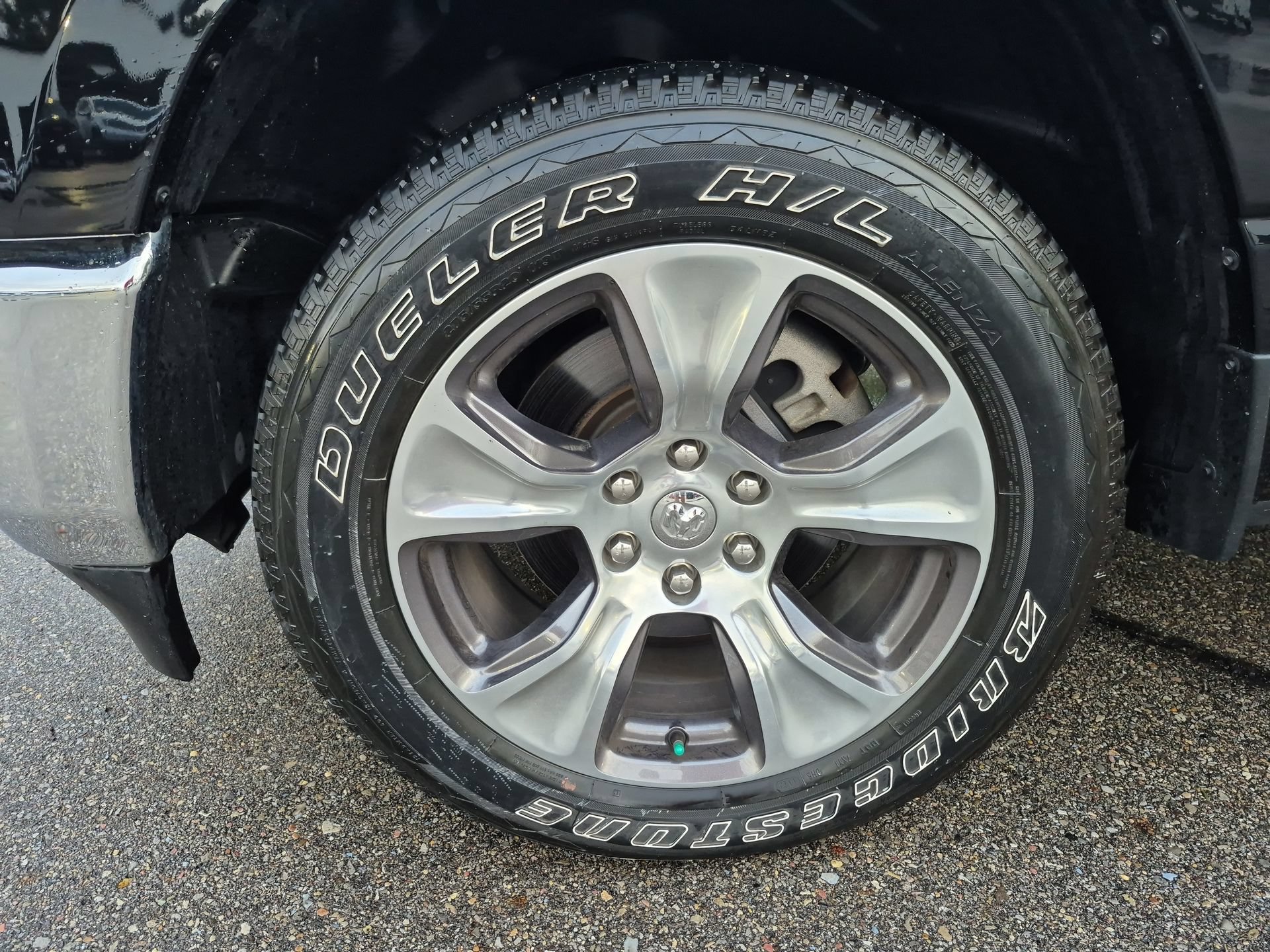 Used 2023 RAM 1500 Laramie AWD/4WD image 34