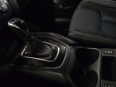 Used 2018 Nissan Rogue Sport SL w/ SL Premium Package image 26