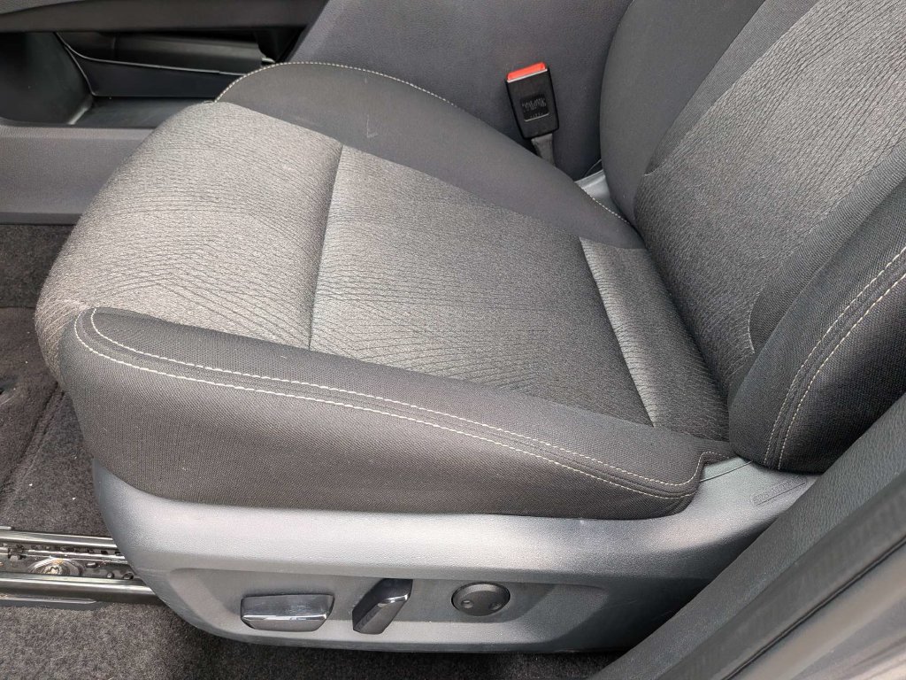Used 2025 Nissan Rogue SV AWD/4WD image 21