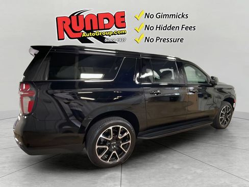 Used 2021 Chevrolet Suburban RST w/ Luxury Package AWD/4WD image 6
