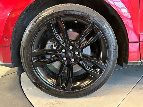 Used 2019 Ford Edge ST w/ Equipment Group 401A image 28