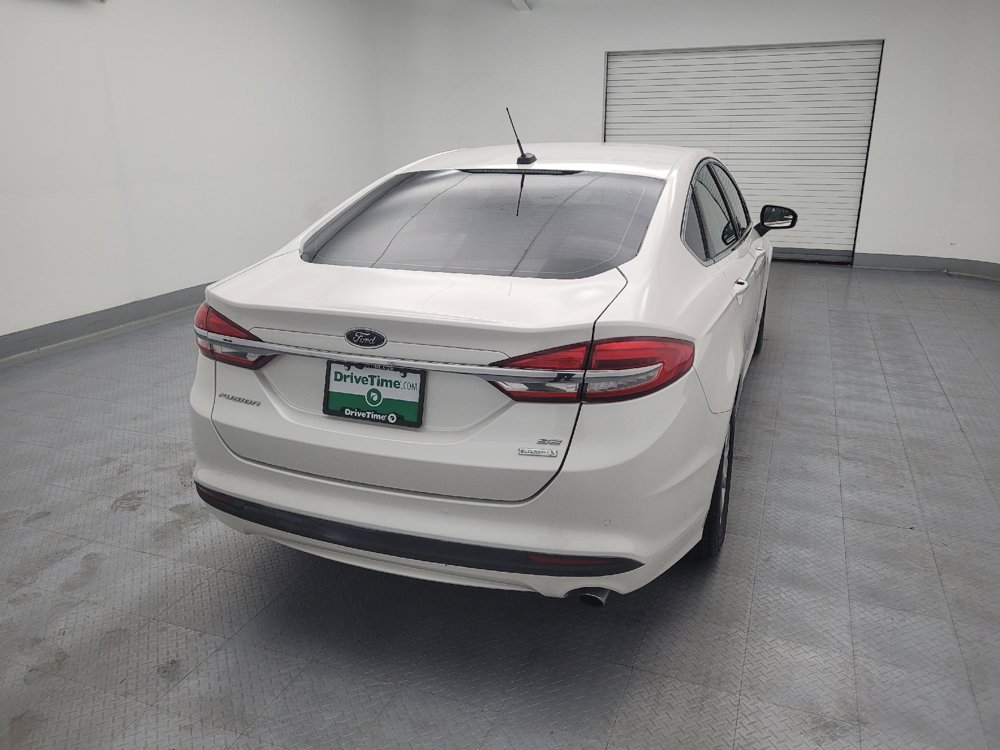 Used 2017 Ford Fusion SE w/ Fusion SE Technology Package FWD image 7