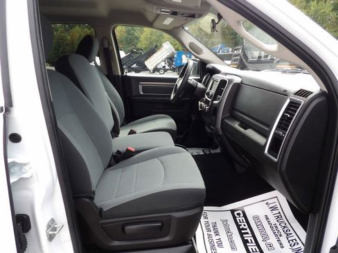 Used 2022 RAM 1500 Classic SLT image 39