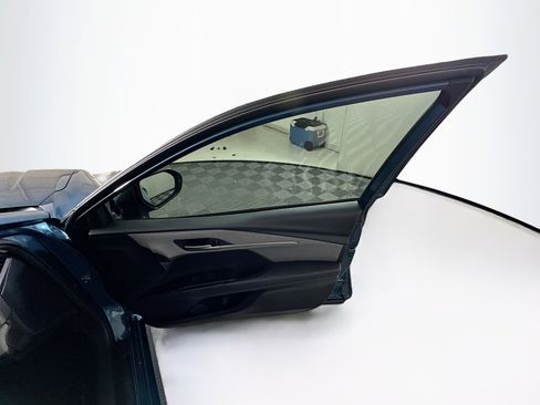 Used 2025 Toyota Camry LE image 31