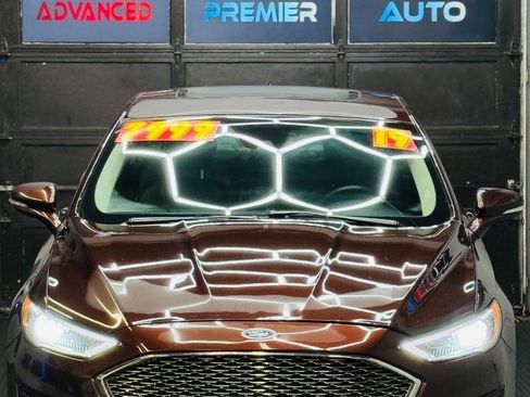 Used 2019 Ford Fusion Titanium image 6