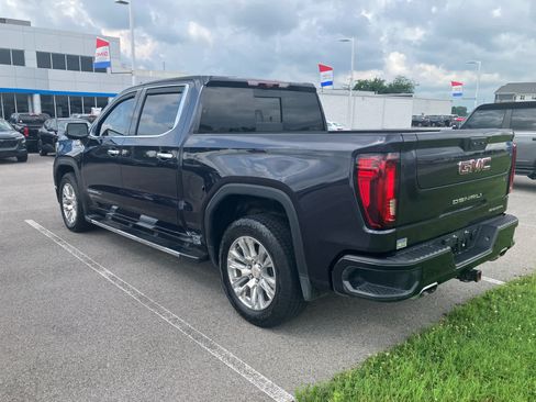 Used 2024 GMC Sierra 1500 Denali w/ Technology Package AWD/4WD image 5