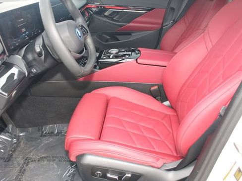 Used 2025 BMW i5 xDrive40 w/ Premium Package image 20