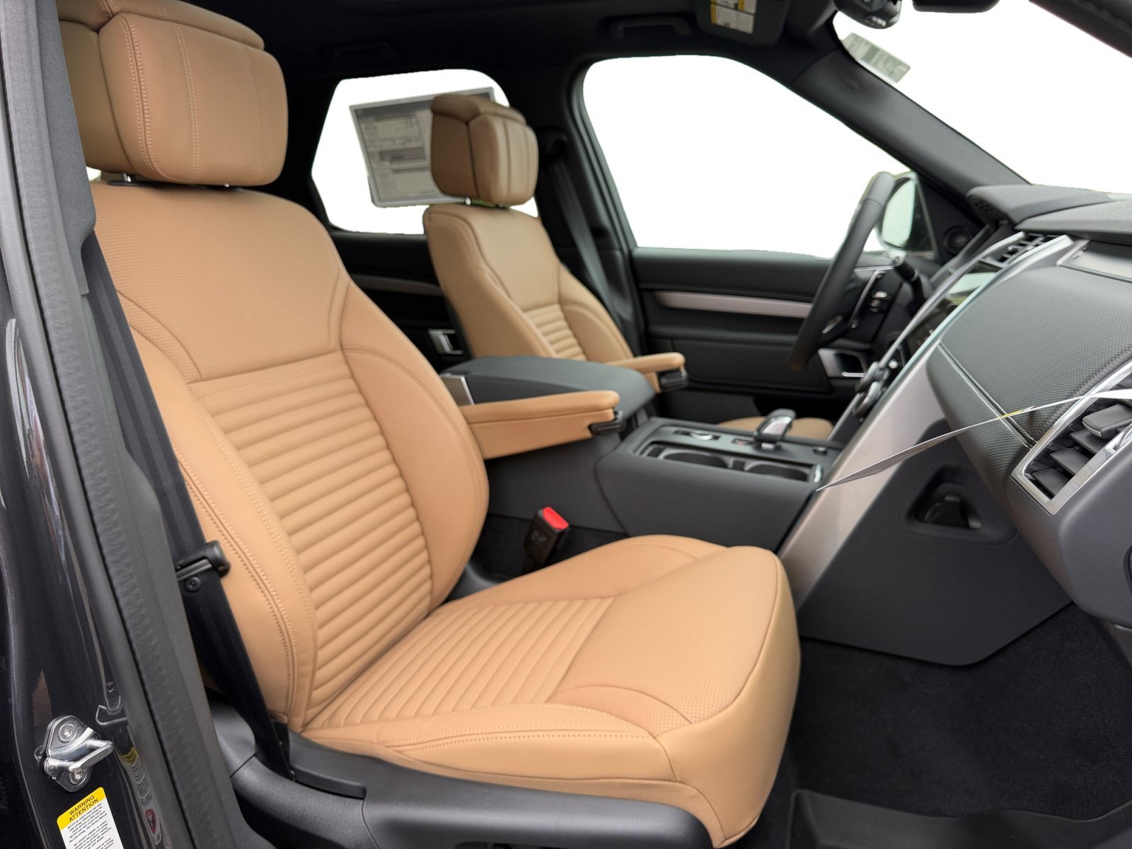 New 2026 Land Rover Discovery Dynamic SE AWD/4WD image 22