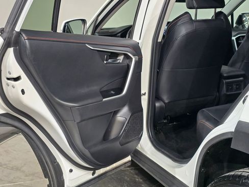 Used 2024 Toyota RAV4 Adventure image 33